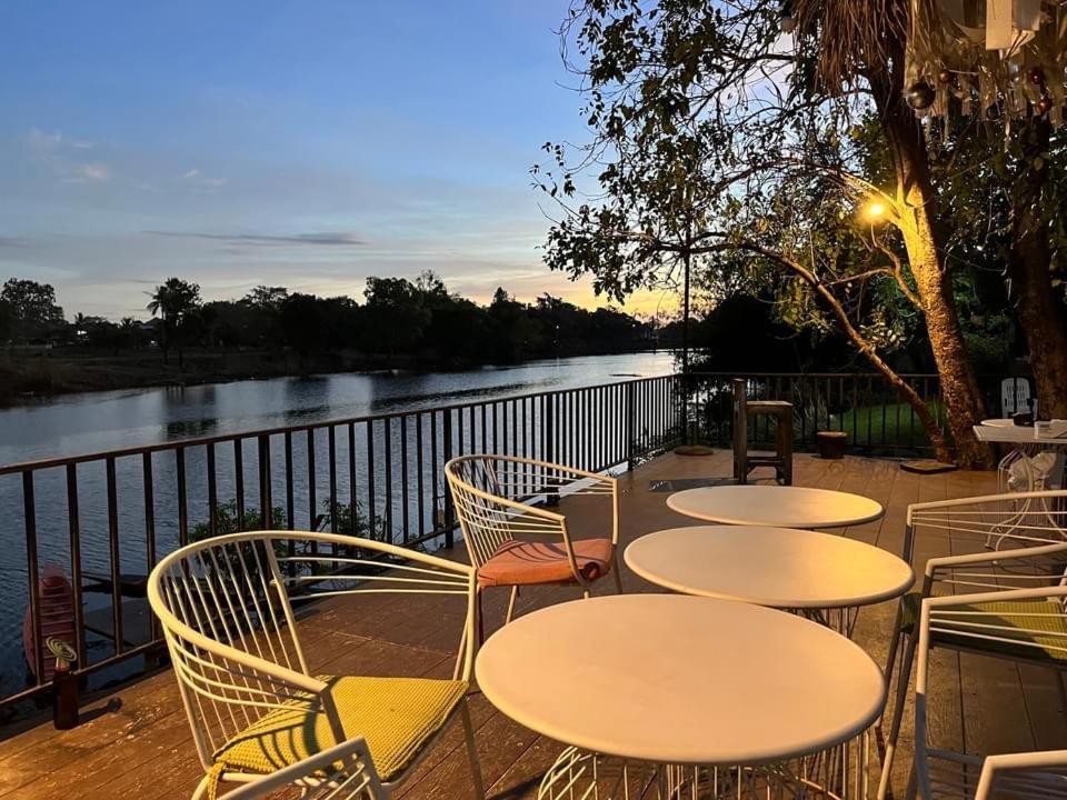 Morocco Blue Cafe By Chilong River Farm Resort Muang Kosum Exterior photo