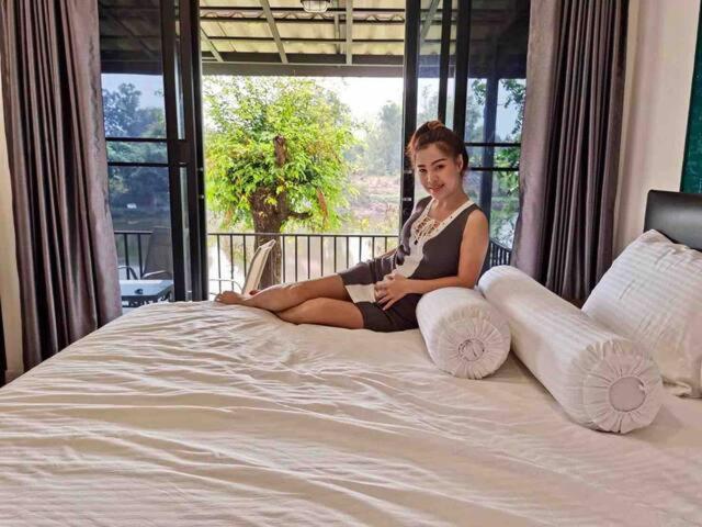 Morocco Blue Cafe By Chilong River Farm Resort Muang Kosum Exterior photo