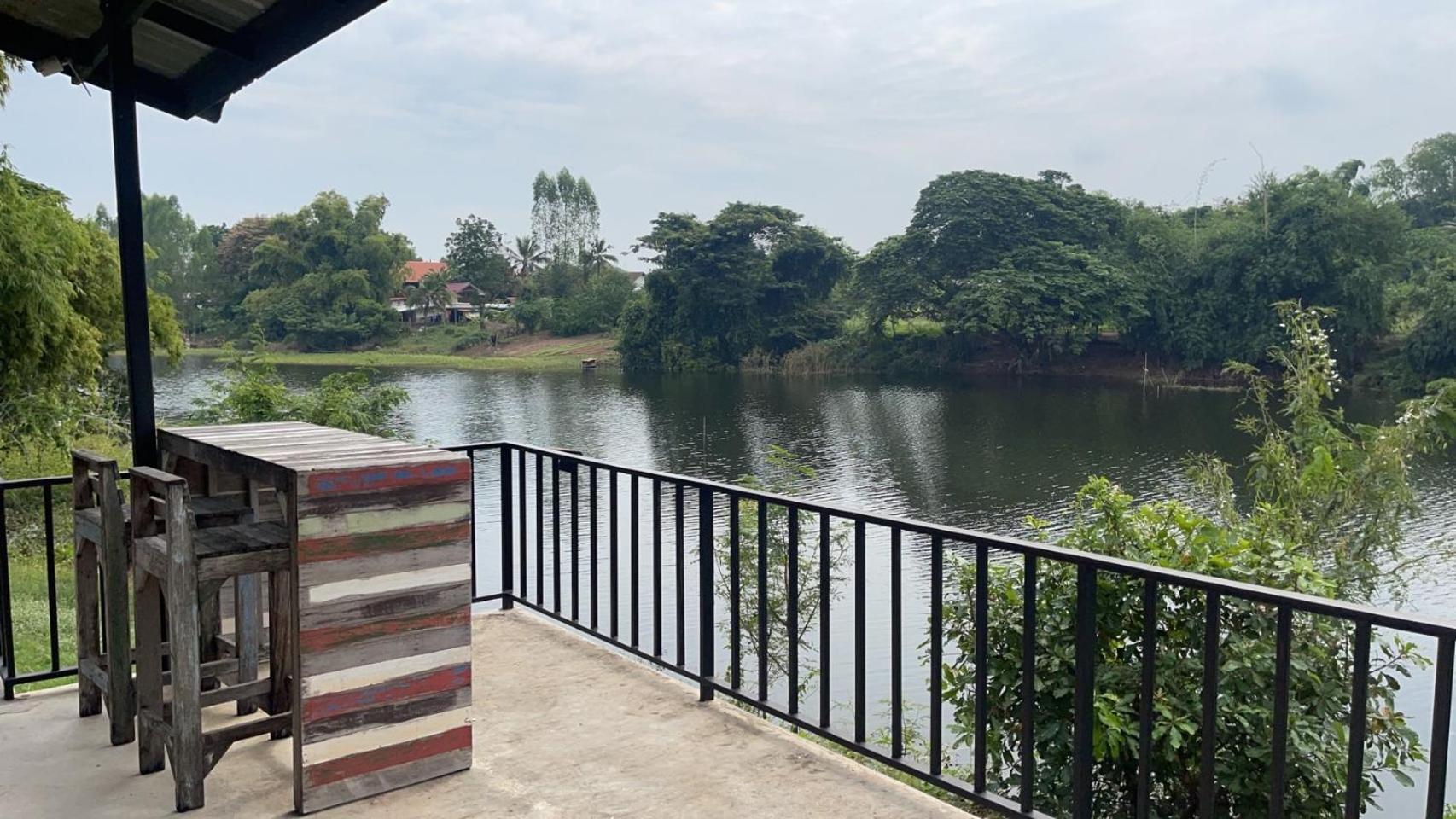 Morocco Blue Cafe By Chilong River Farm Resort Muang Kosum Exterior photo